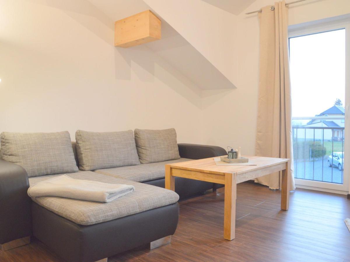 Lovely Modern Apartment With Private Terrace Ellscheid Exteriör bild