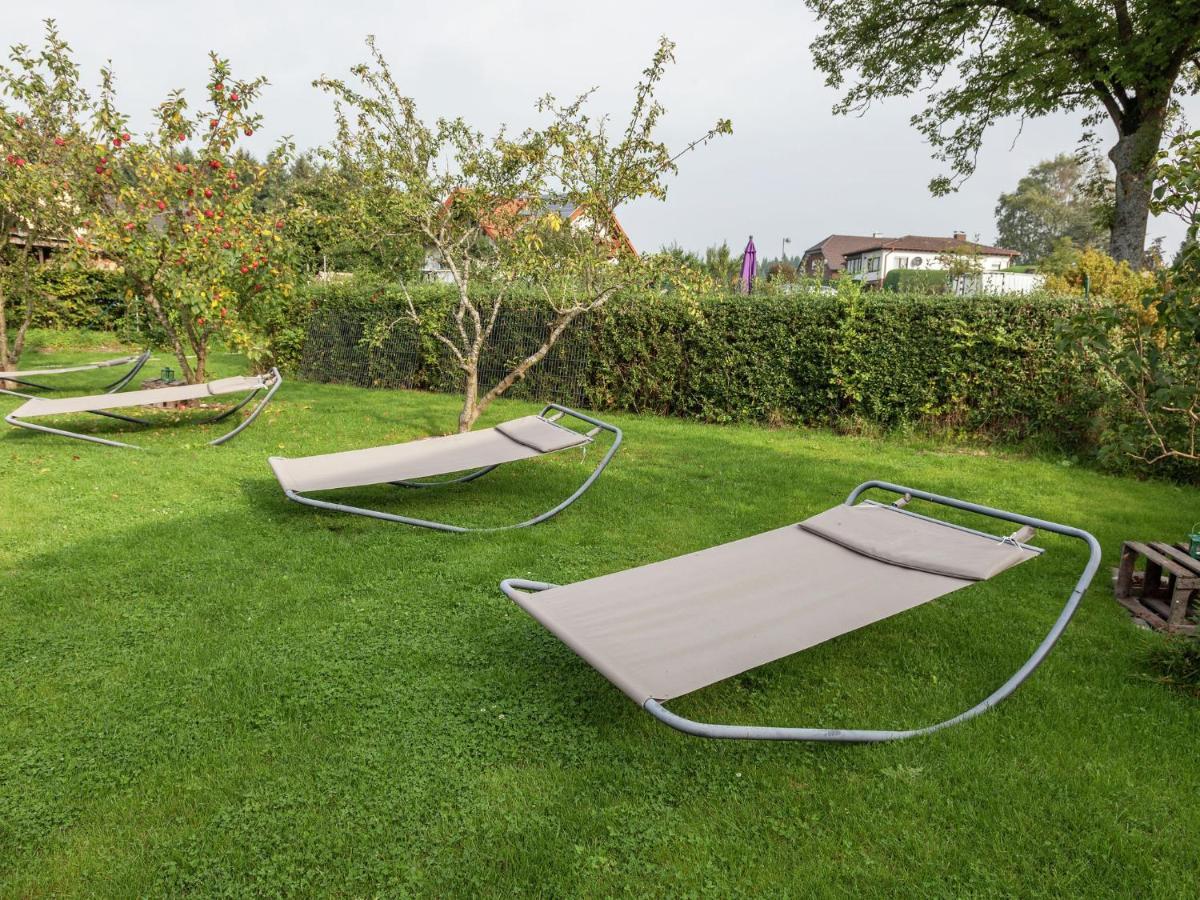 Lovely Modern Apartment With Private Terrace Ellscheid Exteriör bild